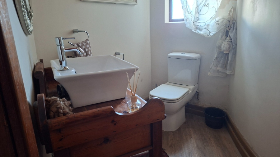 5 Bedroom Property for Sale in Blue Bend Eastern Cape